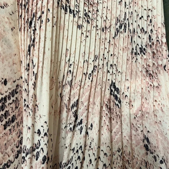 Frank Lyman dress top with built in tie, size small S - Picture 8 of 8